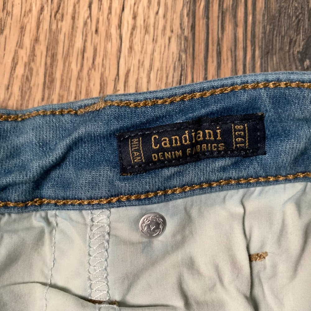 Universal Thread Button Fly Distressed Skinny Jea… - image 7